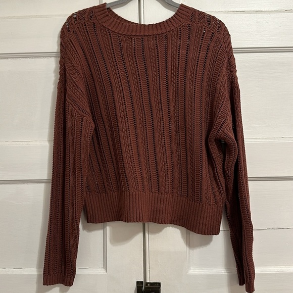 Old navy sweater - Picture 6 of 7